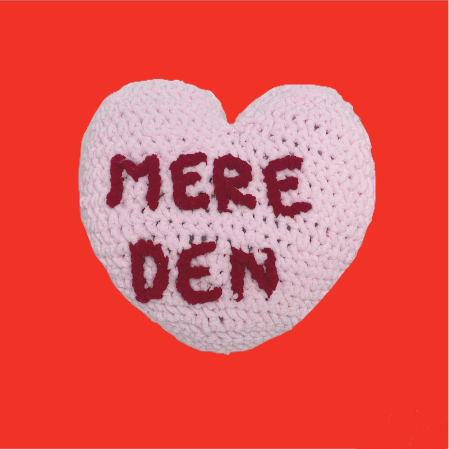 MERE DEN PILLOW